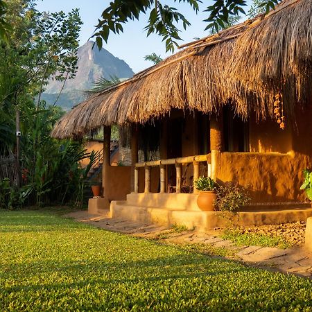 The Mudhouse Marayoor Hotel Munnar Exterior foto