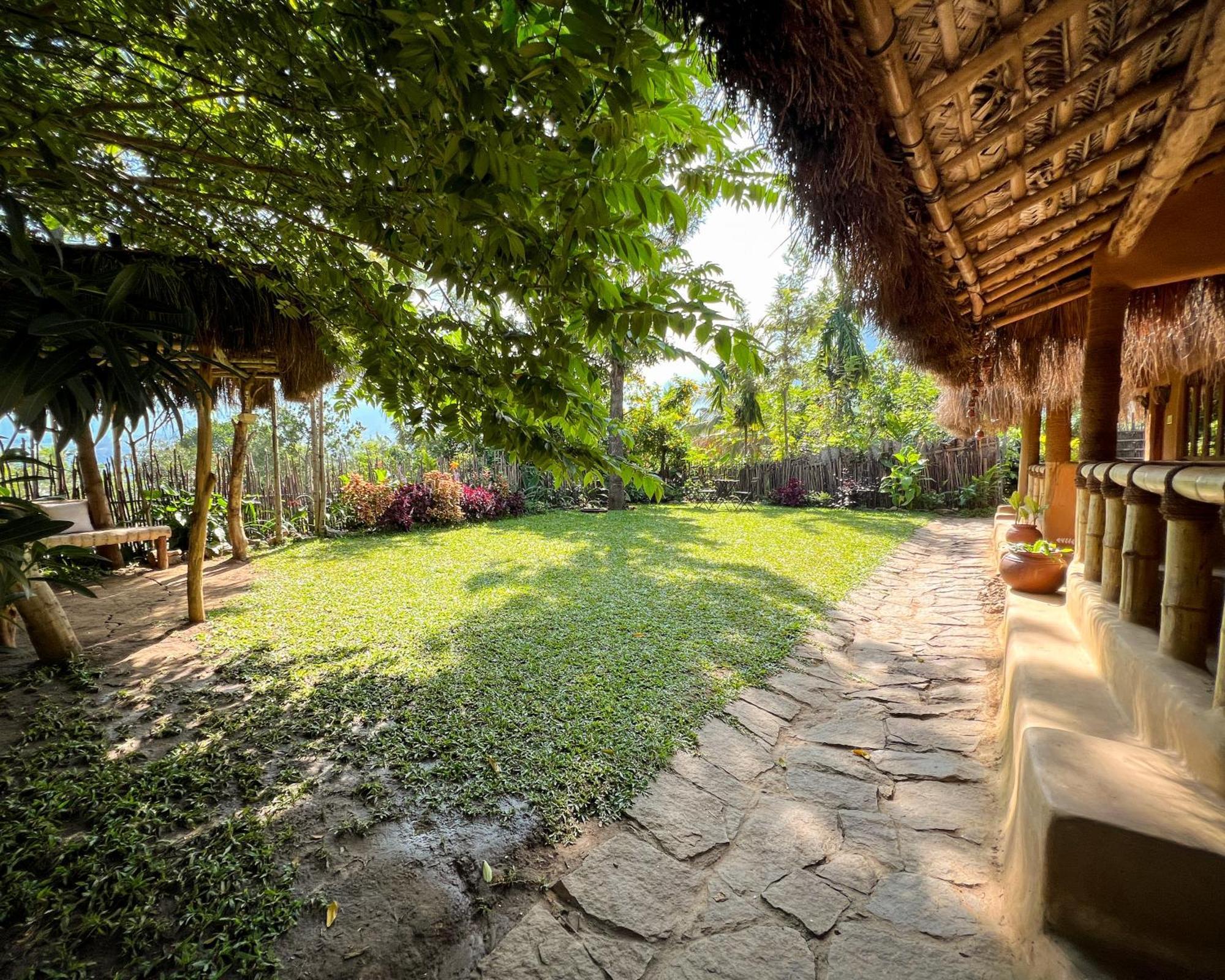 The Mudhouse Marayoor Hotel Munnar Exterior foto